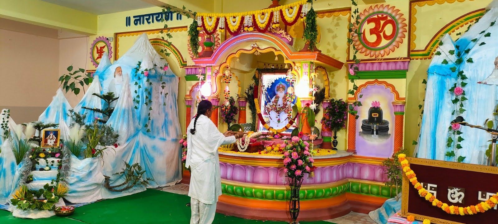 How the disciples of Pujya Sant Shri Asharamji Bapu are celebrating 88th Incarnation Day?